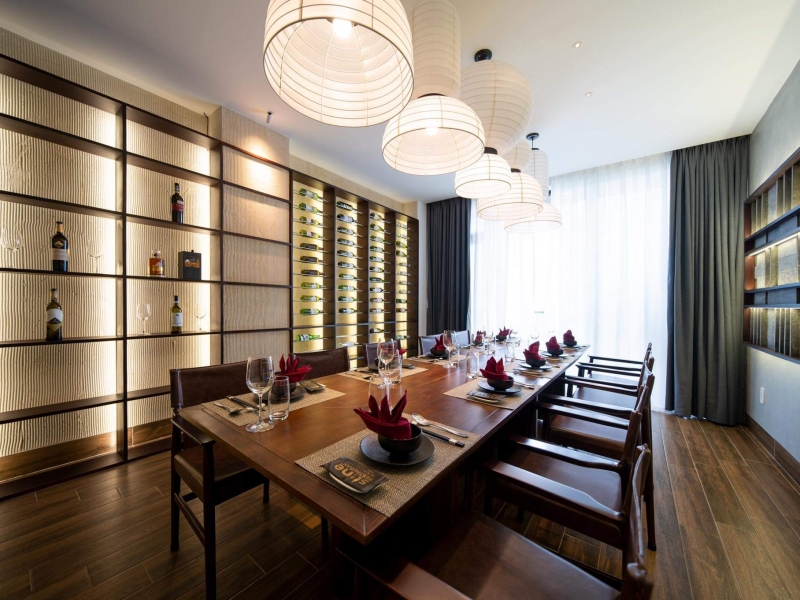 Sline Restaurant